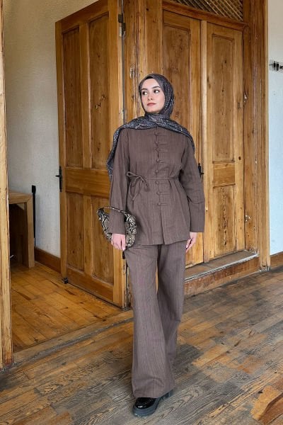KETEN DÜGMELİ TAKIM 31-3318 - KAHVERENGİ