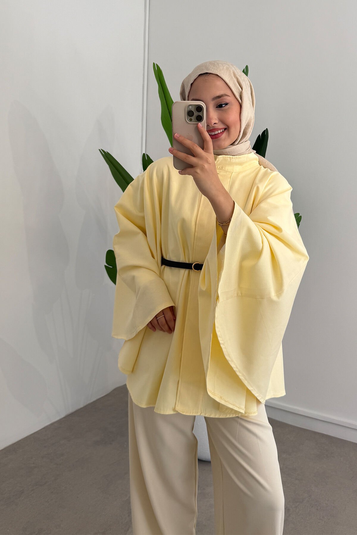 KEMERLİ GABARDİN PANÇO 9-52626  - SARI