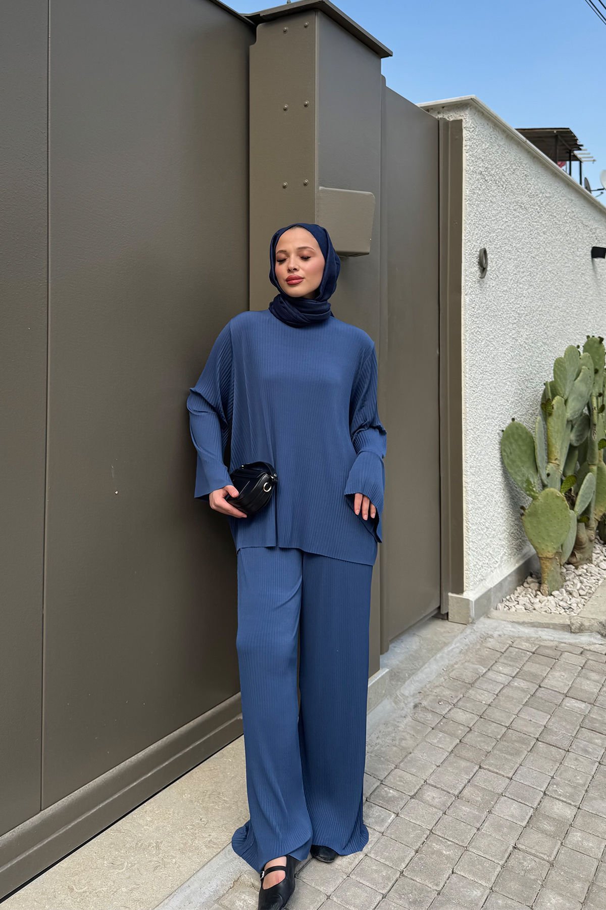 PLİSELİ TAKIM 9-51837 - İNDİGO