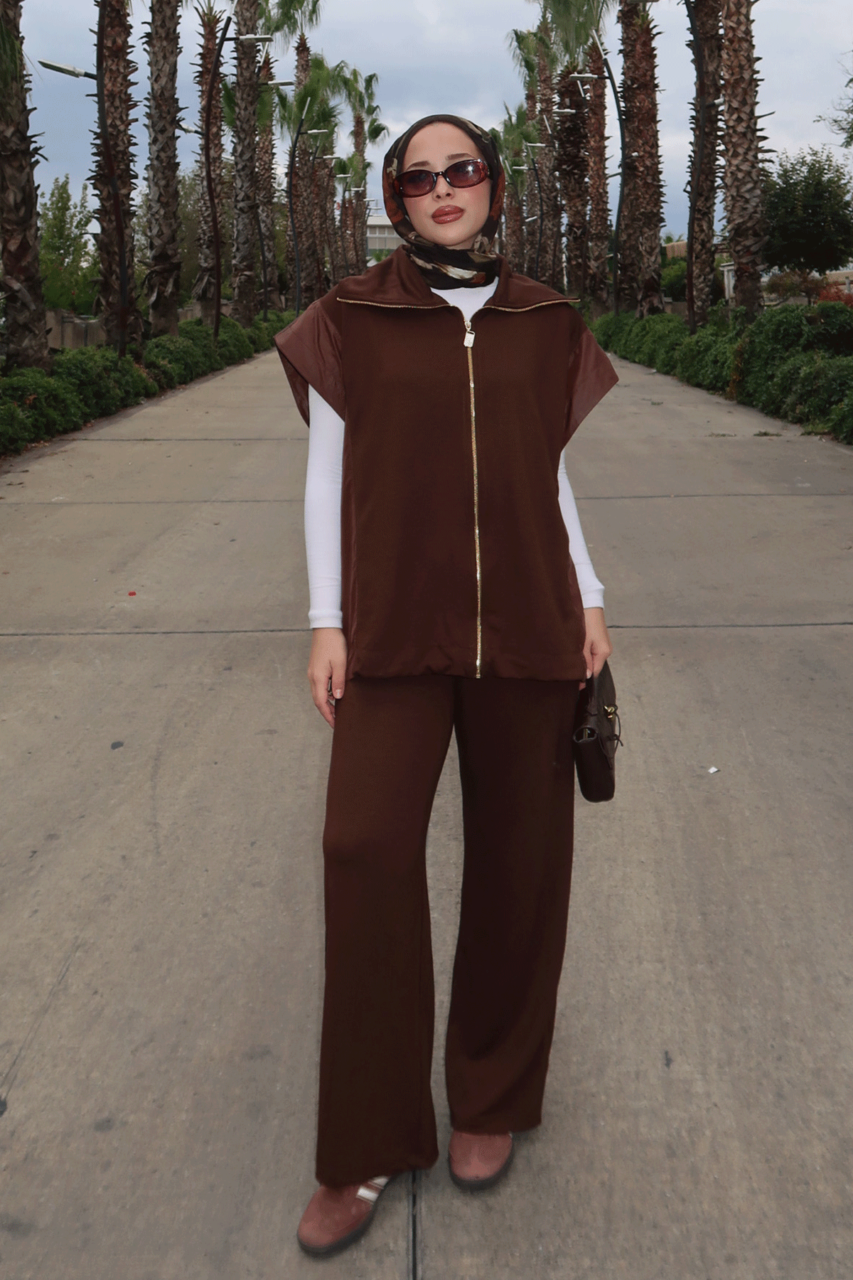 GARNİ DETAYLI YELEK TAKIM 44-3063 - KAHVERENGİ