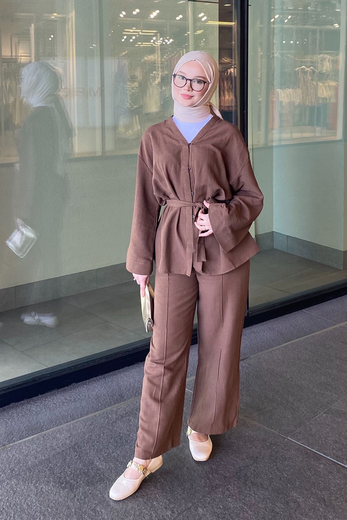 V YAKA DÜGMELİ TAKIM 9-51872 - KAHVERENGİ