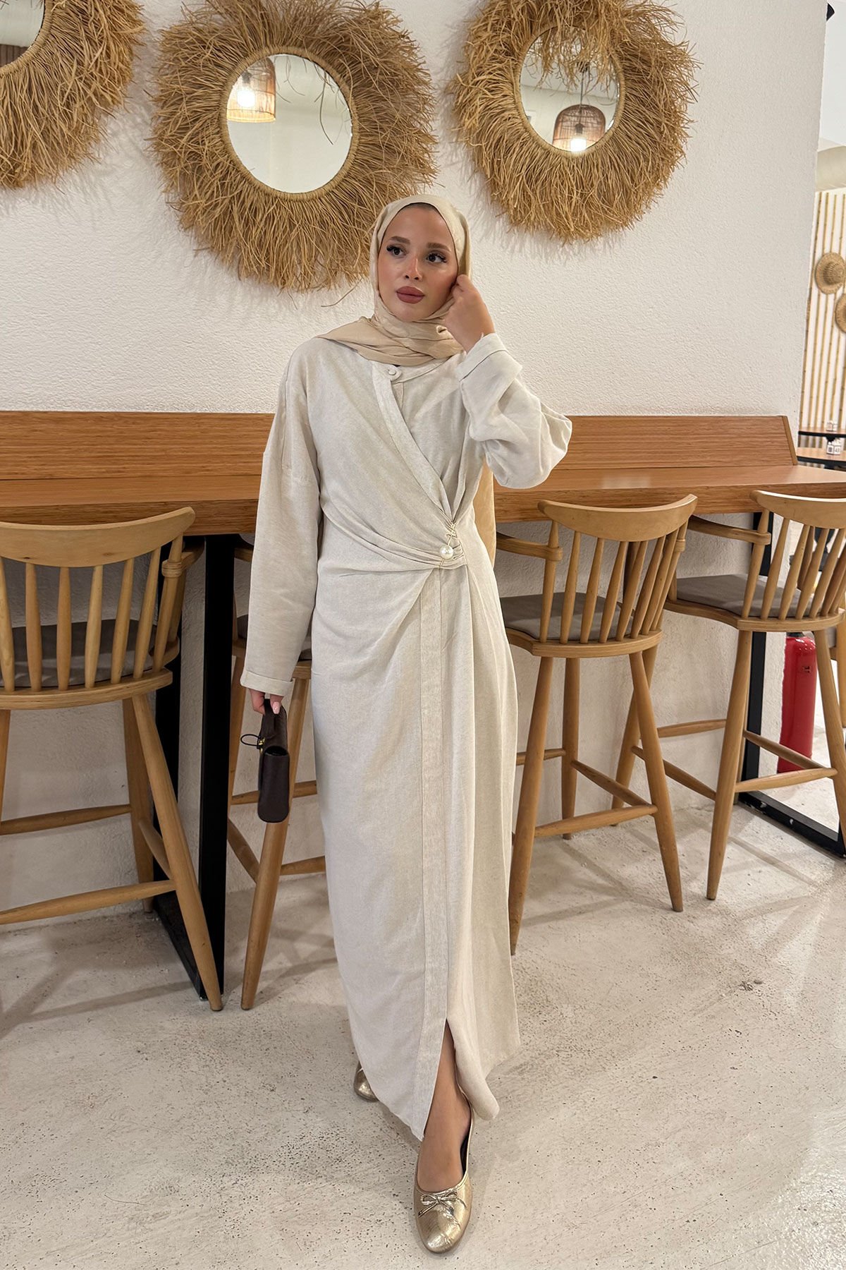 BROŞLU KETEN ELBİSE 67-1036 - BEJ