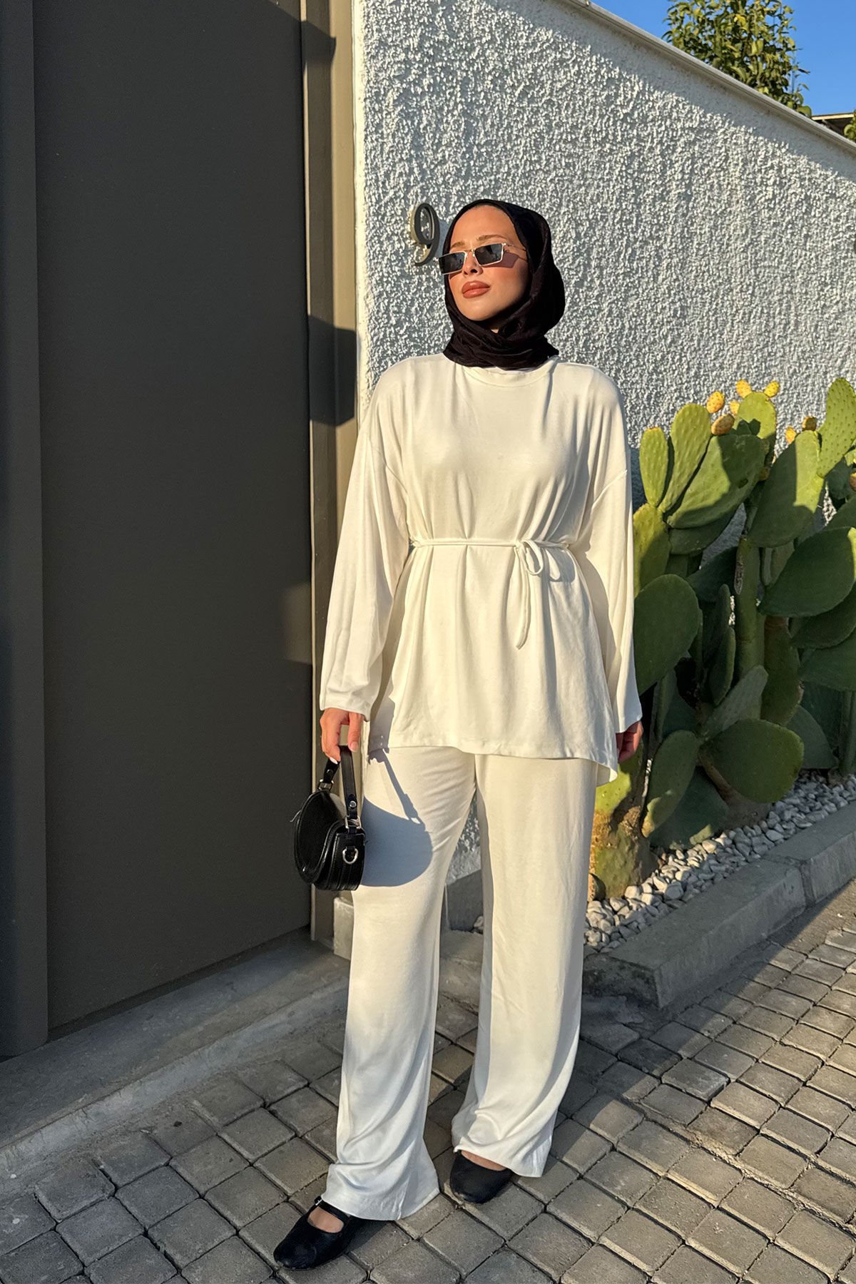 KEMERLİ OYŞO TAKIM 9-52810 - EKRU