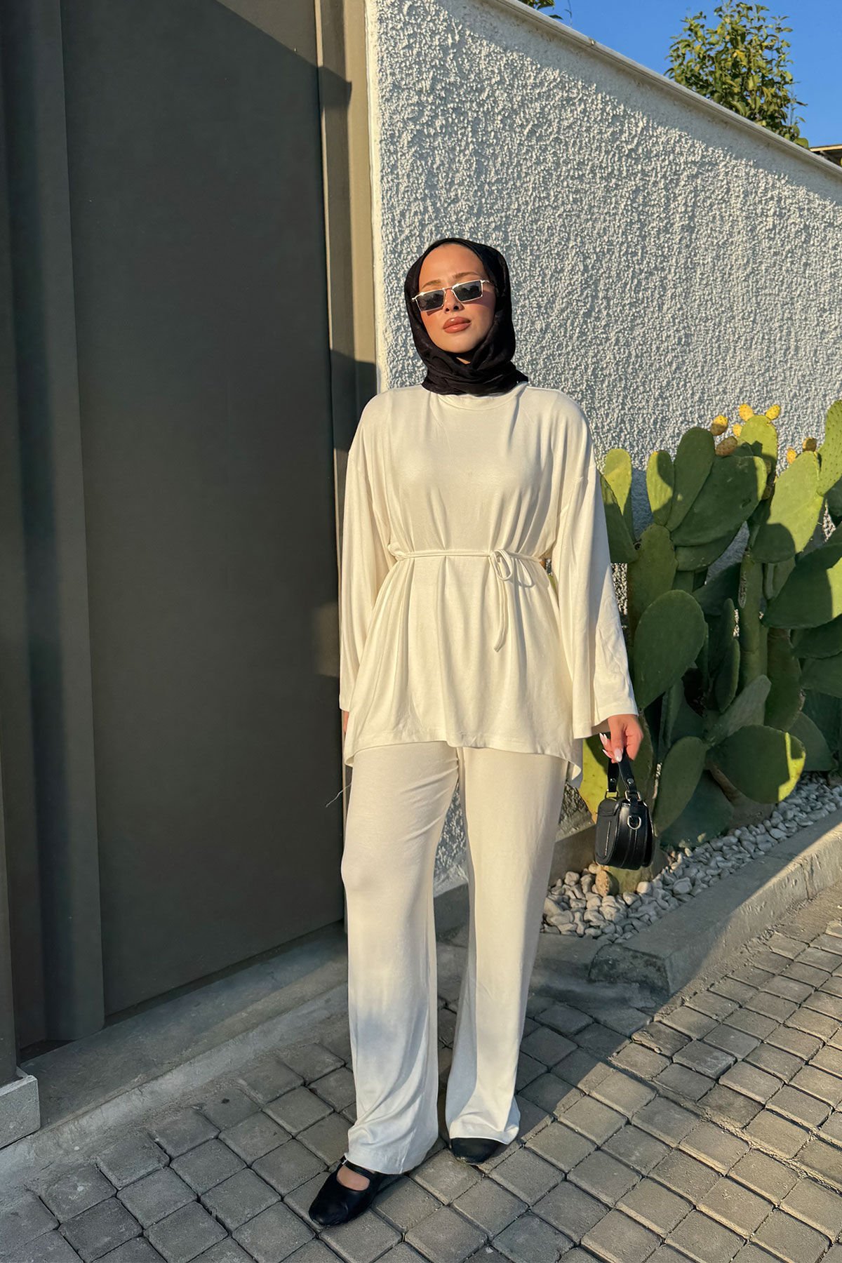 KEMERLİ OYŞO TAKIM 9-52810 - EKRU