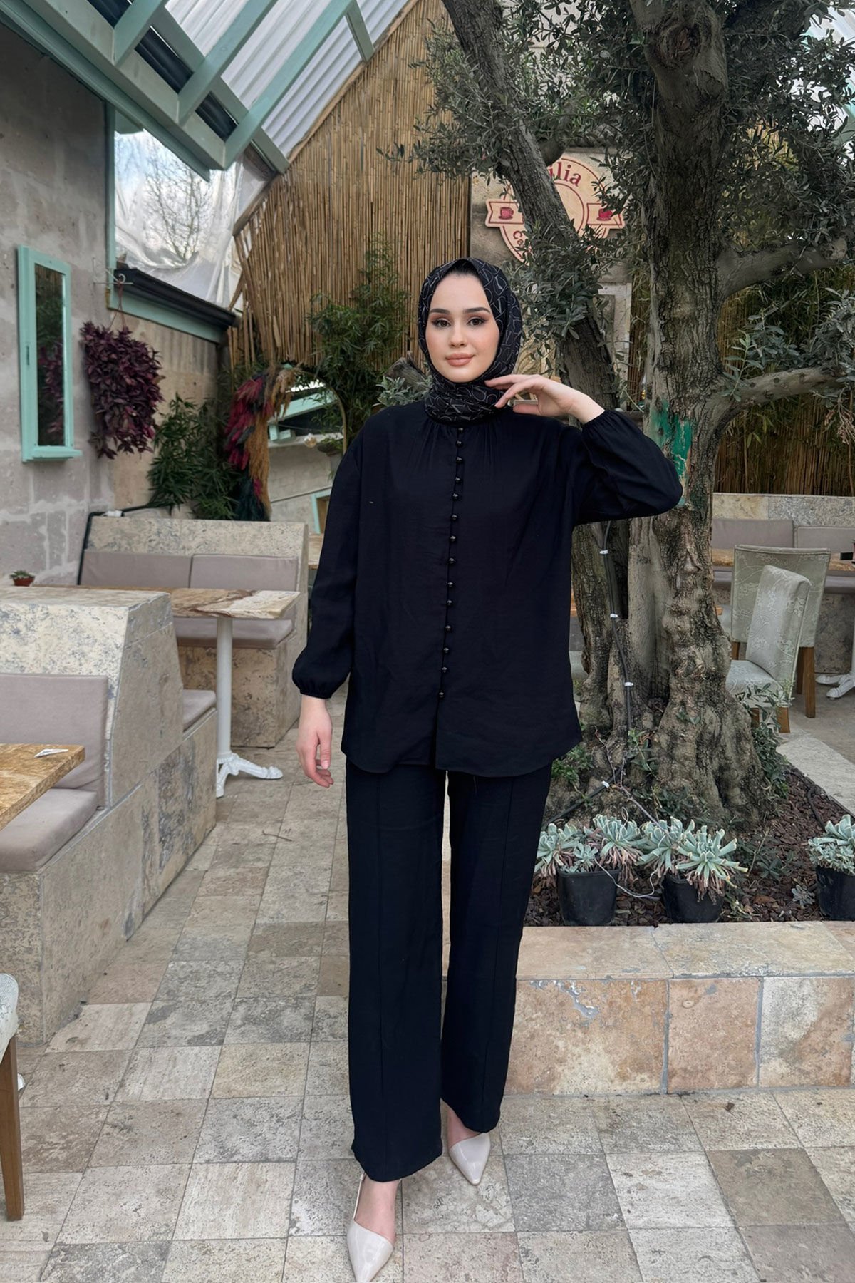 Dügmeli Takım 9-15807 - SİYAH