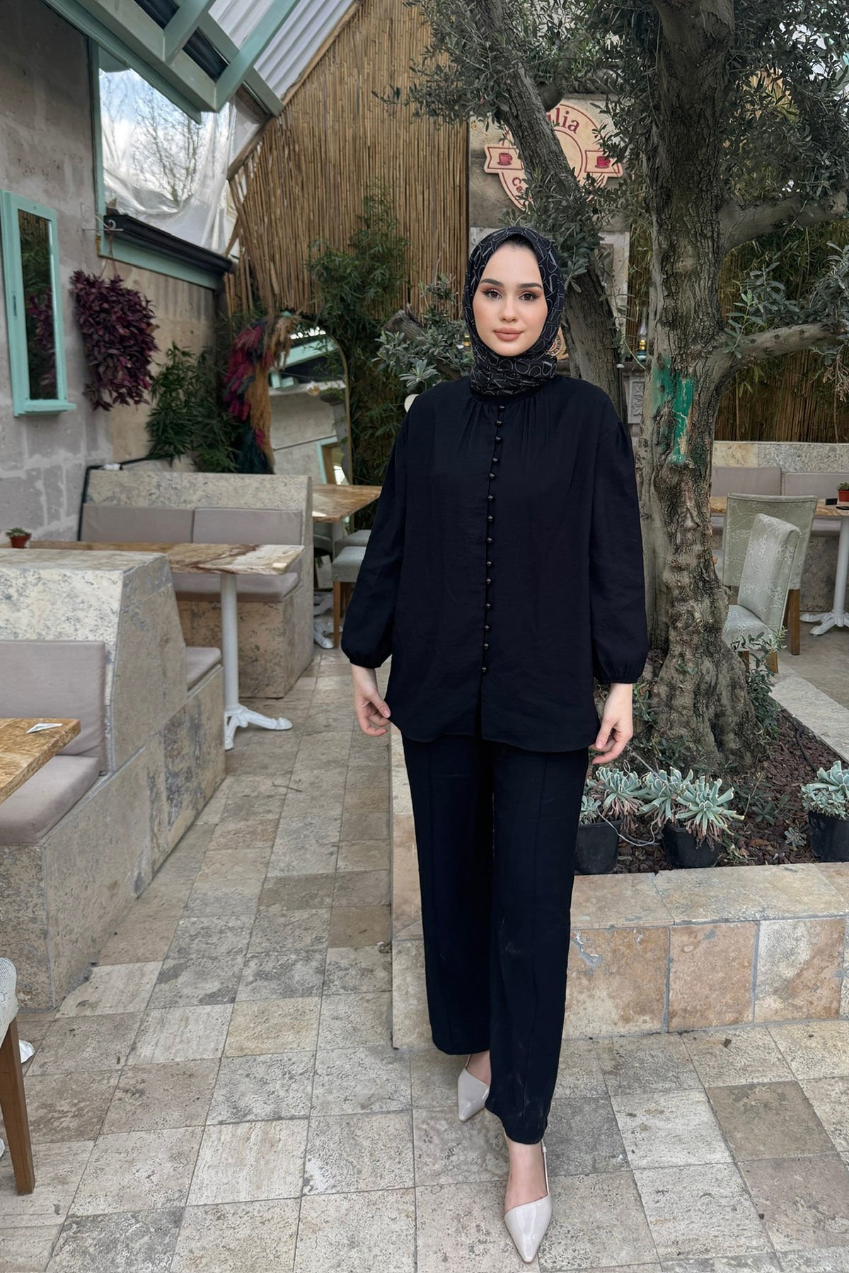 Dügmeli Takım 9-15807 - SİYAH