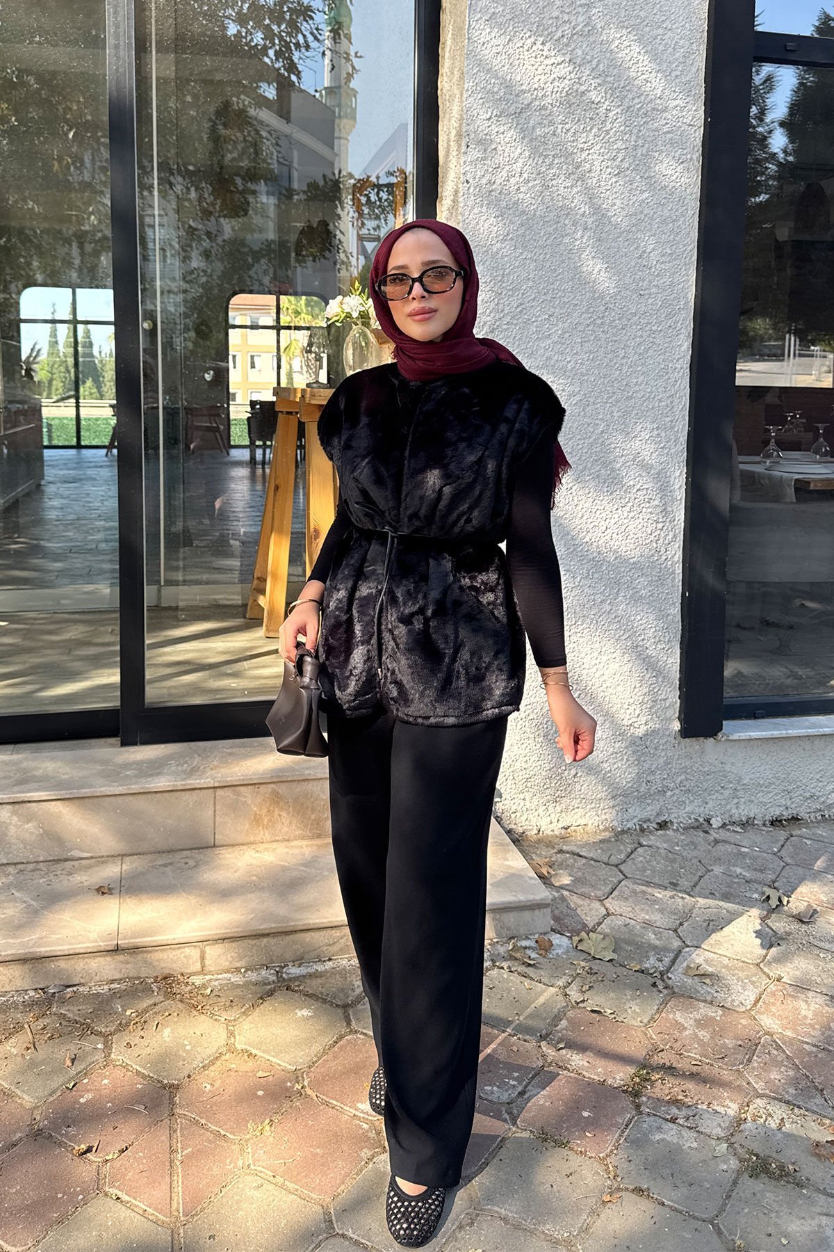 KEMERLİ KÜRK YELEK 9-52601 - SİYAH