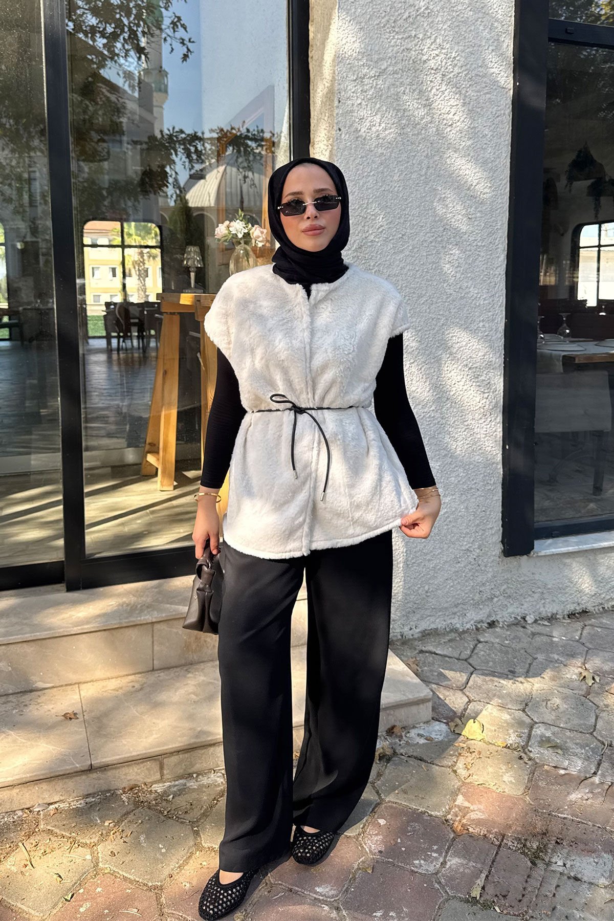 KEMERLİ KÜRK YELEK 9-52601 - EKRU